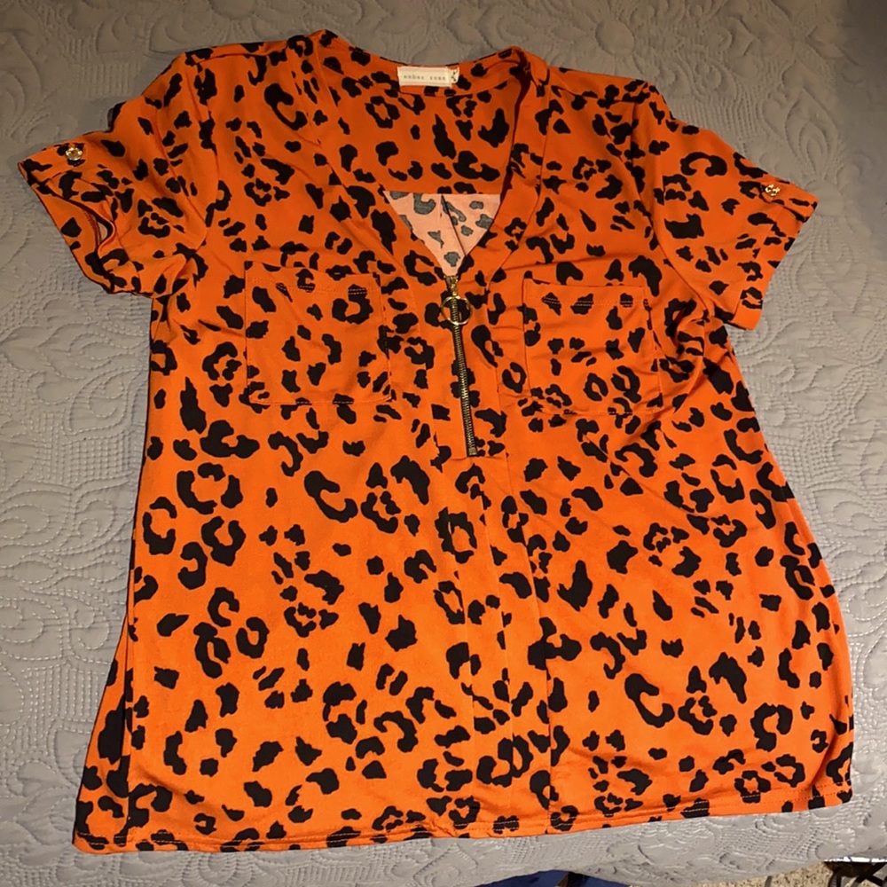 Women’s shirt